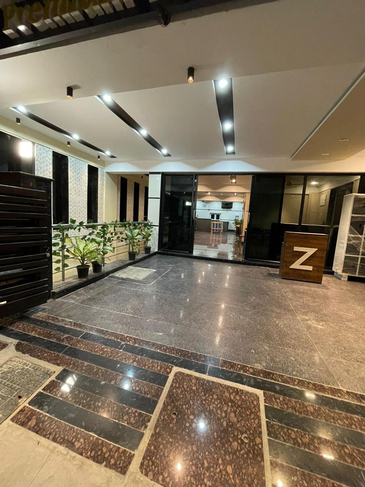 Z Inn Gachibowli Hyderabad Exterior foto